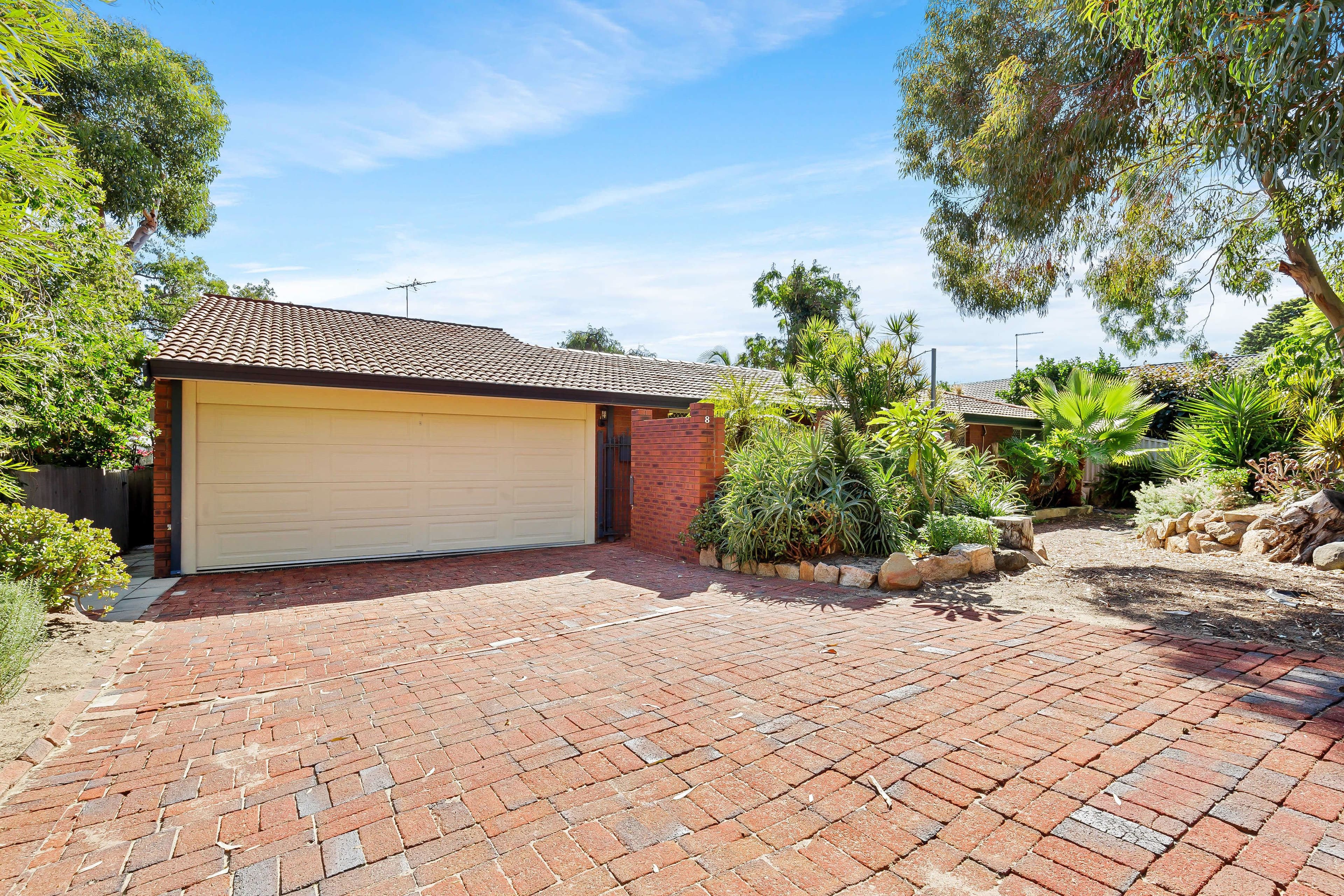 8 Shiel Way, Hamersley WA 6022, Hamersley - Thumbnail 2
