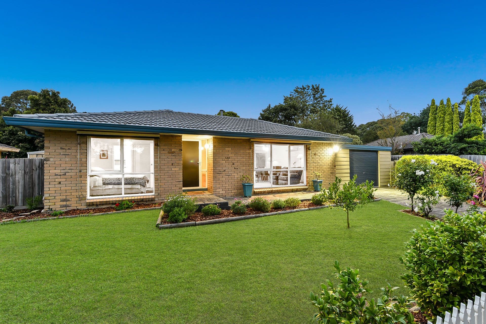 9 St Boswells Avenue, Berwick VIC 3806, Berwick - Thumbnail 2
