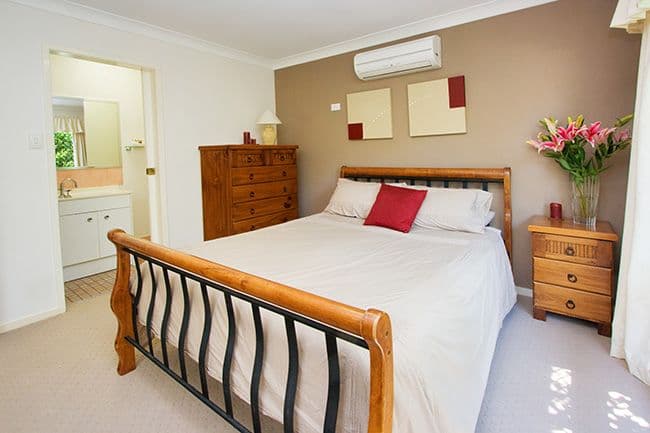 22 Wyndarra Street, KENMORE QLD 4069, Kenmore - Thumbnail 4