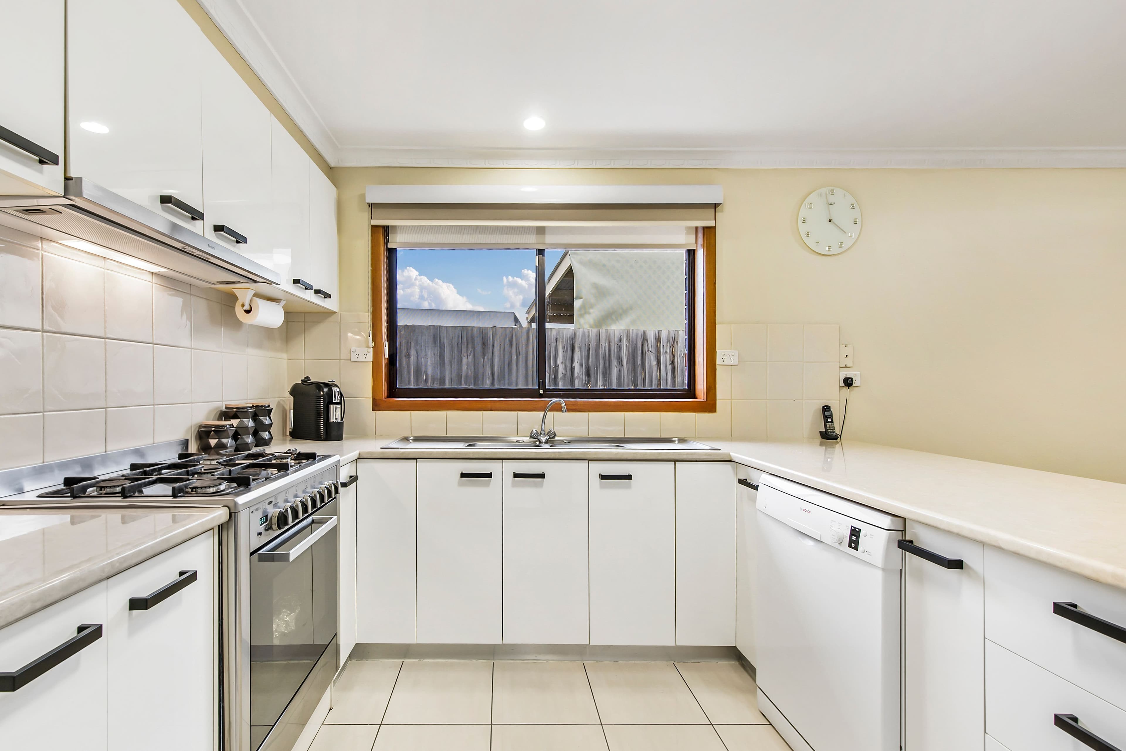 1 Lancia Drive, Keilor Downs VIC 3038, Keilor Downs - Thumbnail 2