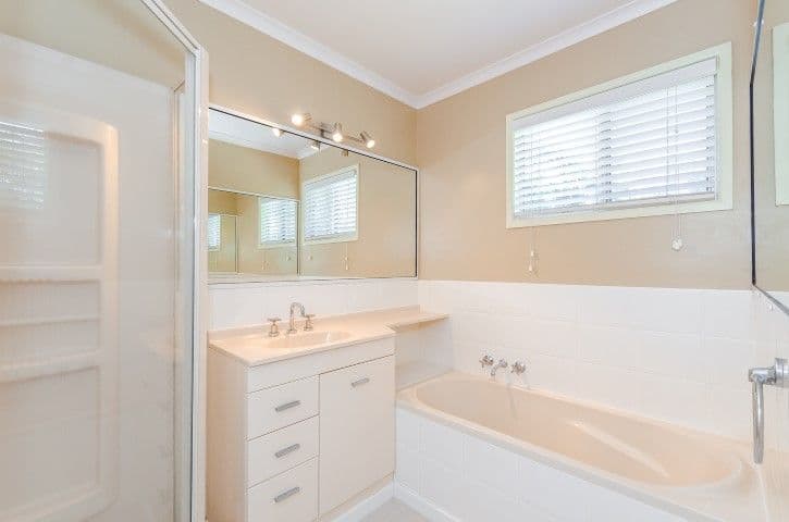25 Poppel Street, Kin Kora QLD 4680, Kin Kora - Thumbnail 8