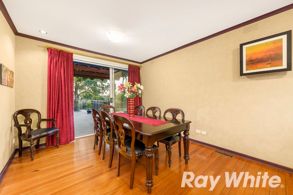 77 Chatsworth Quadrant, Templestowe Lower VIC 3107, Templestowe Lower - Thumbnail 4