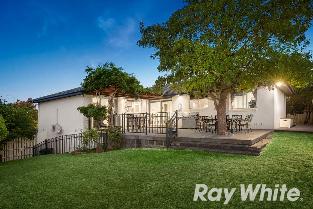 77 Chatsworth Quadrant, Templestowe Lower VIC 3107, Templestowe Lower - Thumbnail 8