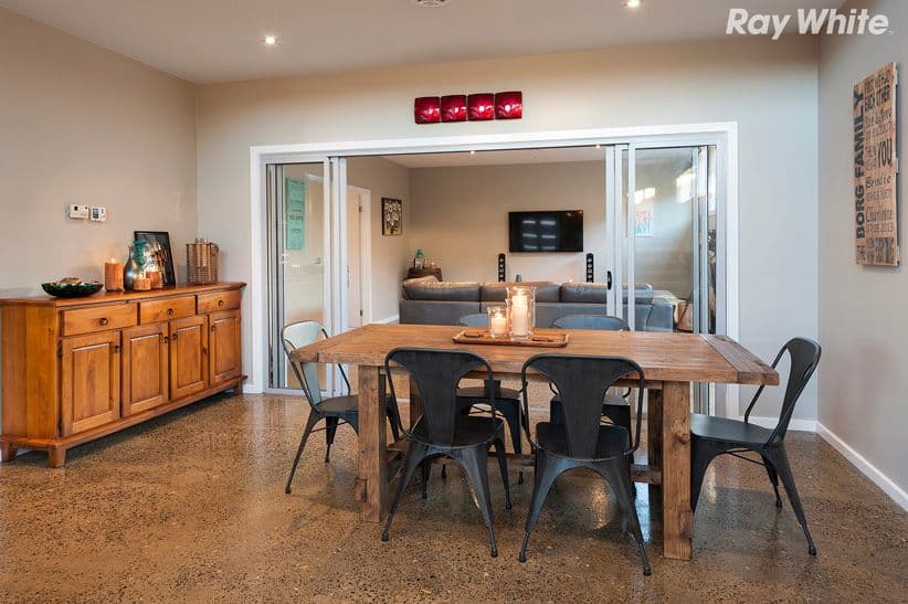 32 Pretty Valley Grove, South Morang VIC 3752, South Morang - Thumbnail 4