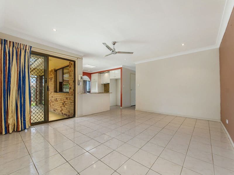 52 Merridown Drive, Merrimac QLD 4226, Merrimac - Thumbnail 3