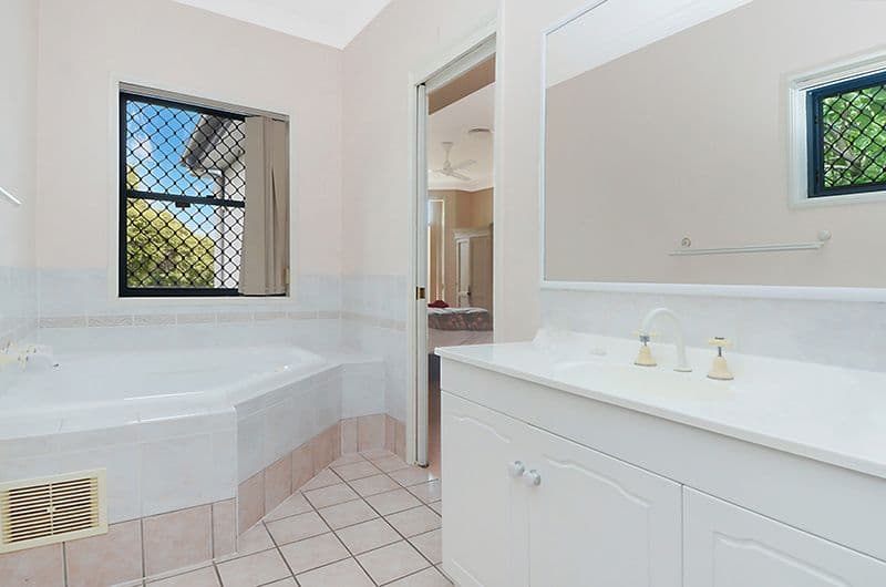 183 Allen Street, Hamilton QLD 4007, Hamilton - Thumbnail 5