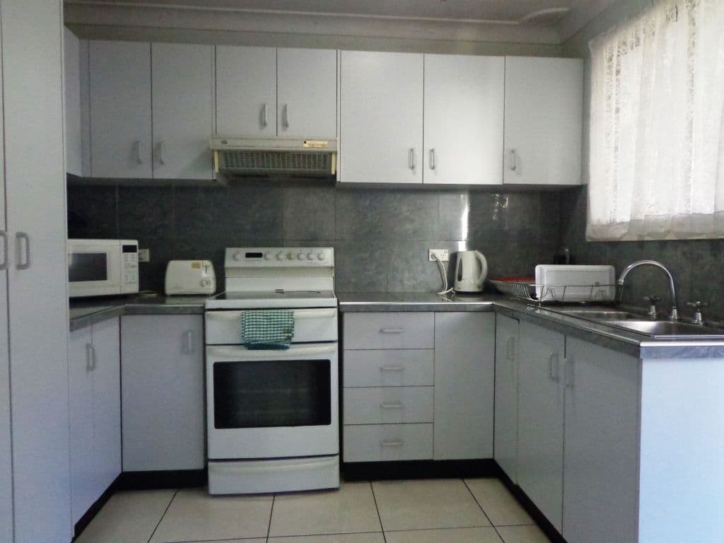 10 McKibbin Street, CANLEY HEIGHTS NSW 2166, Canley Heights - Thumbnail 4