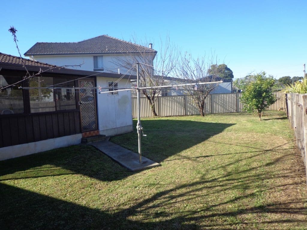 10 McKibbin Street, CANLEY HEIGHTS NSW 2166, Canley Heights - Thumbnail 8
