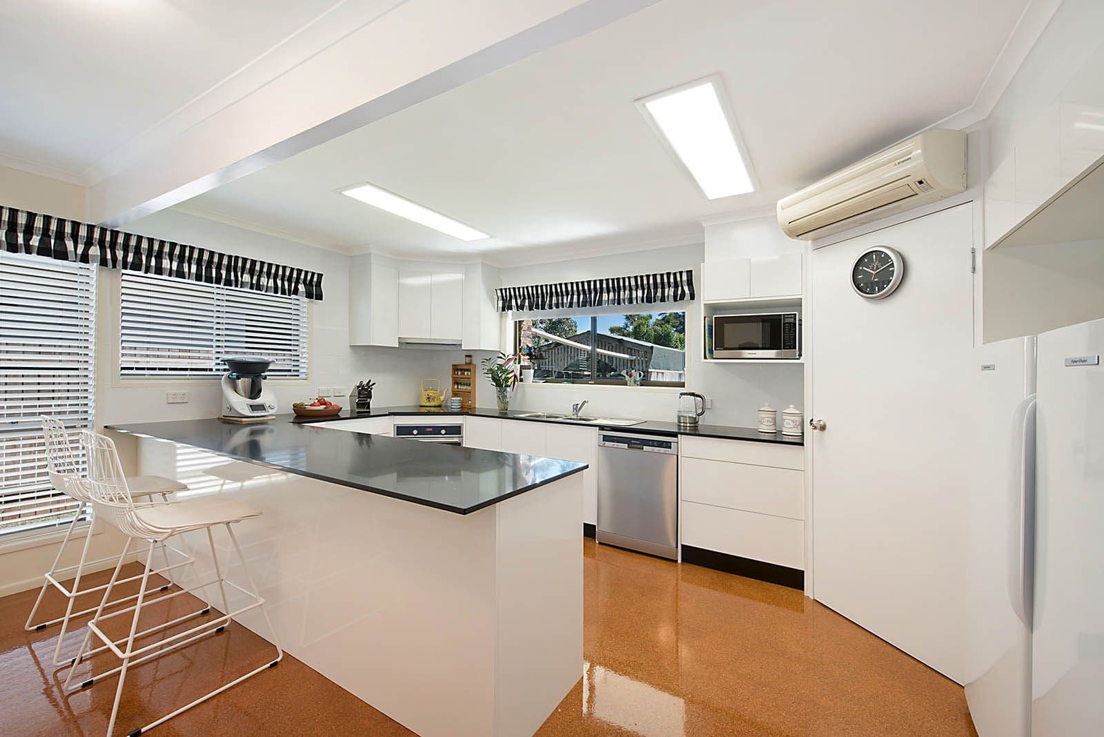 16 Pinecone Street, Sunnybank QLD 4109, Sunnybank - Thumbnail 7