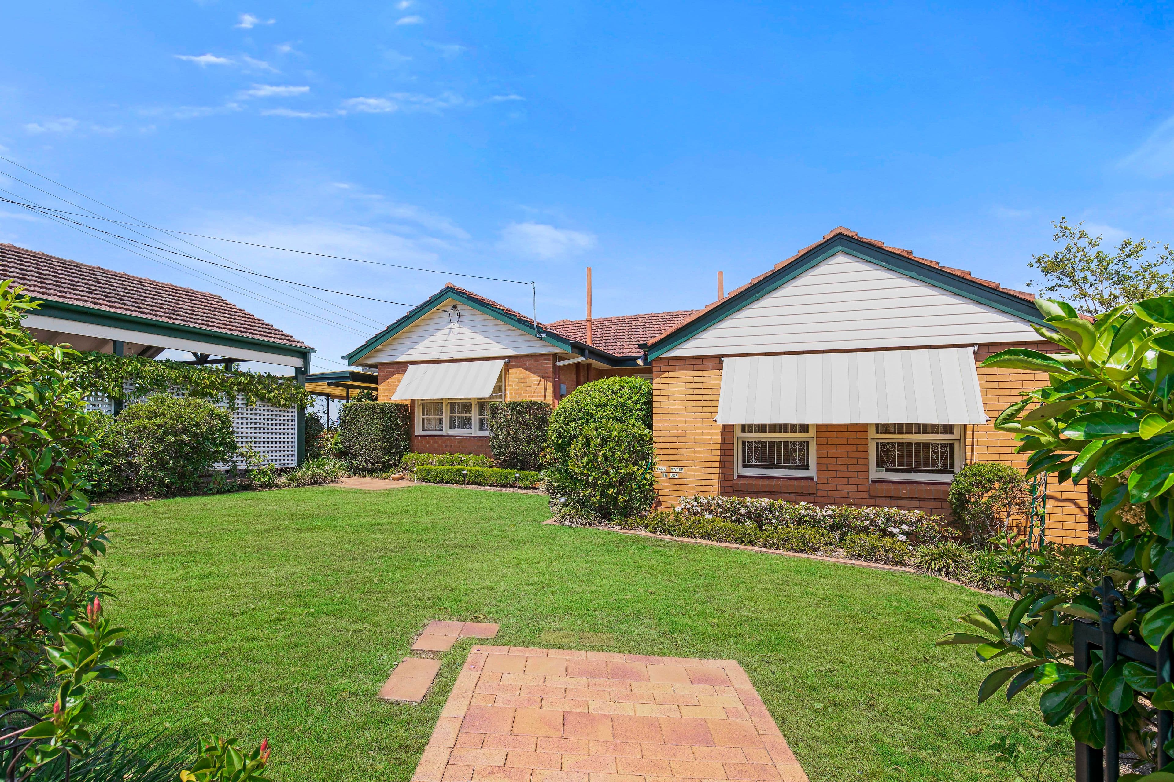 244 Banks Street, Ashgrove QLD 4060, Ashgrove - Thumbnail 2