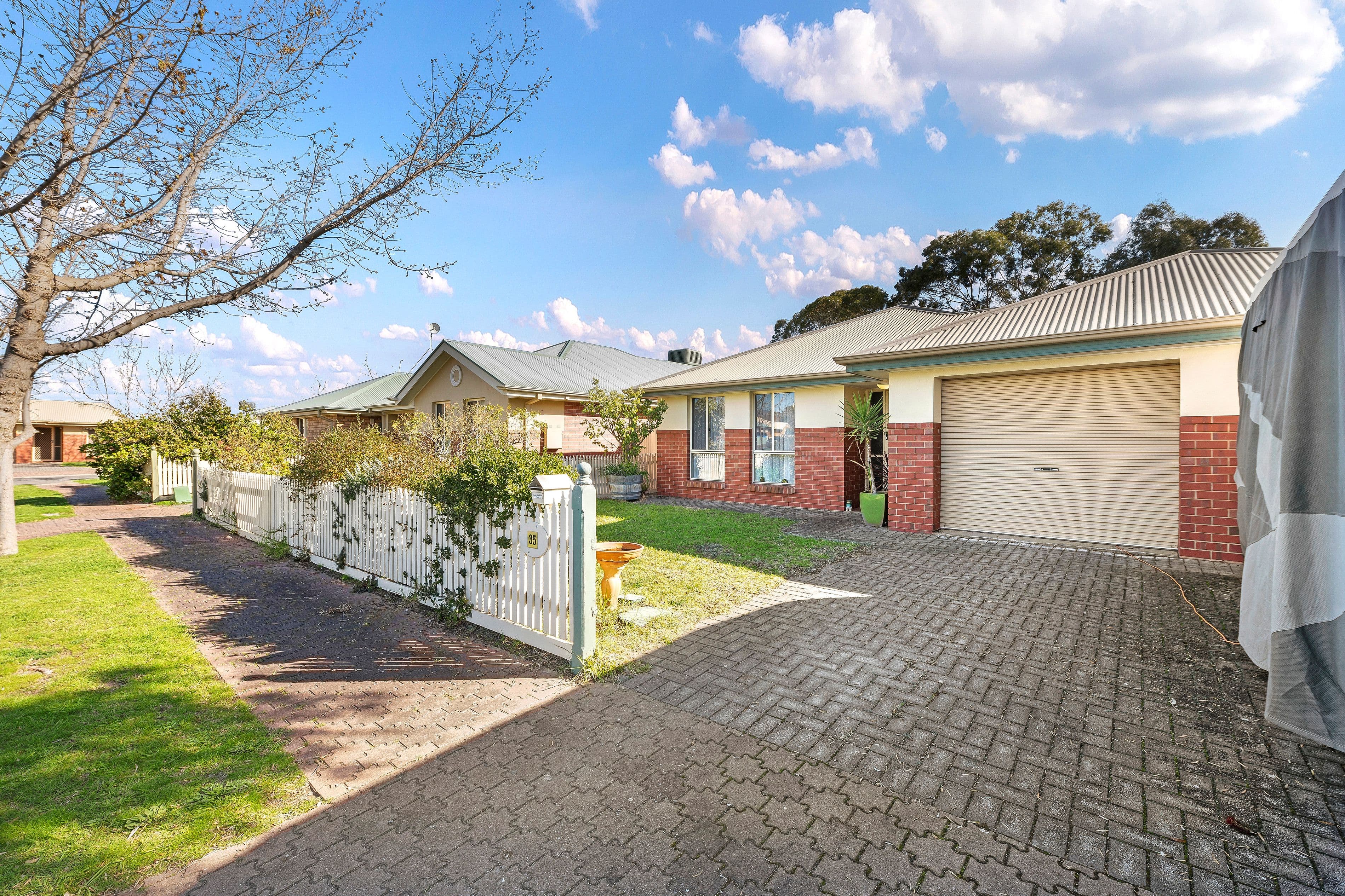 35 Kirkby Circuit, Greenacres SA 5086, Greenacres - Thumbnail 2