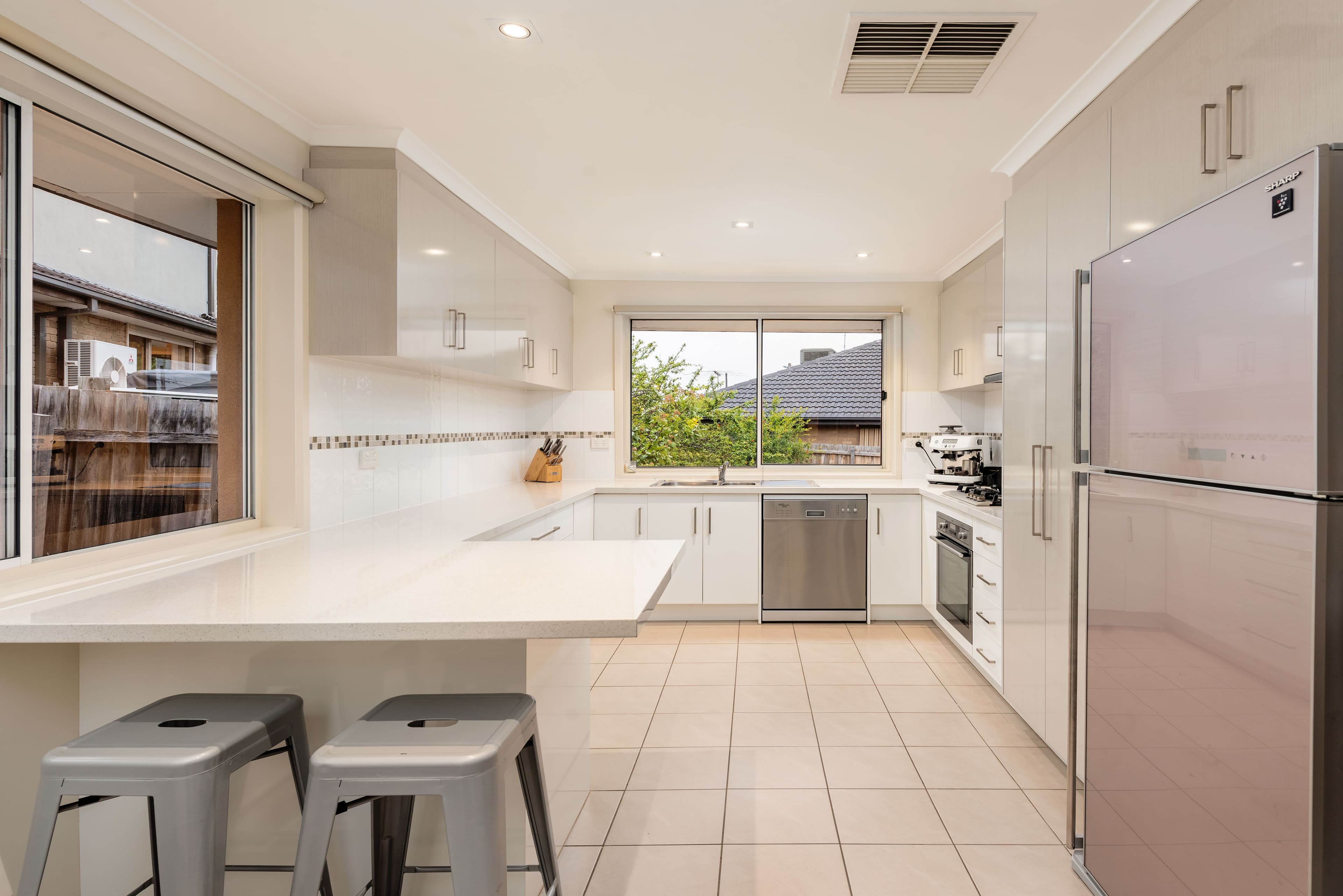 8 Verdi Court, Bundoora VIC 3083, Bundoora - Thumbnail 7