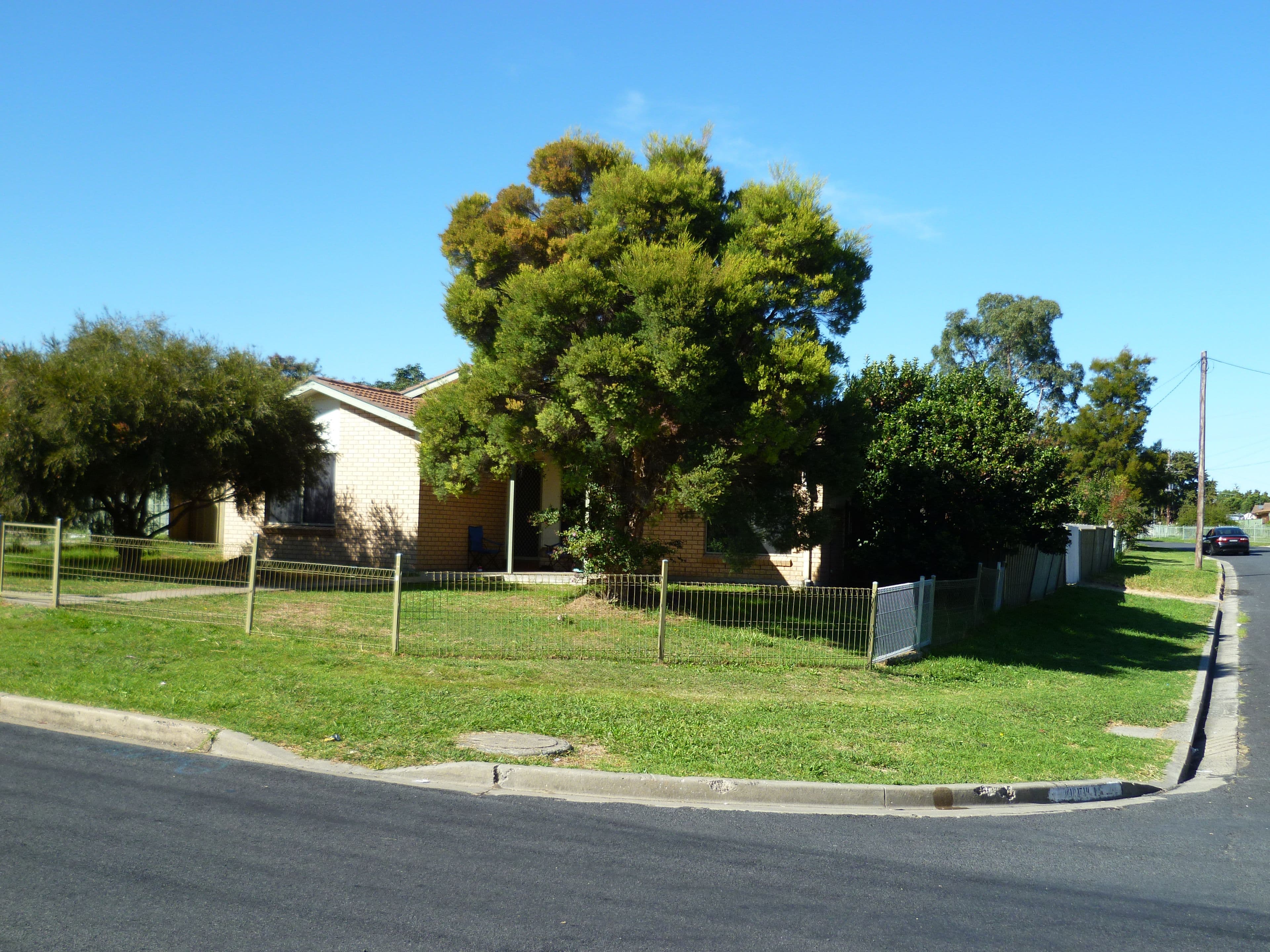 42 Eugene Street, Inverell - Thumbnail 2