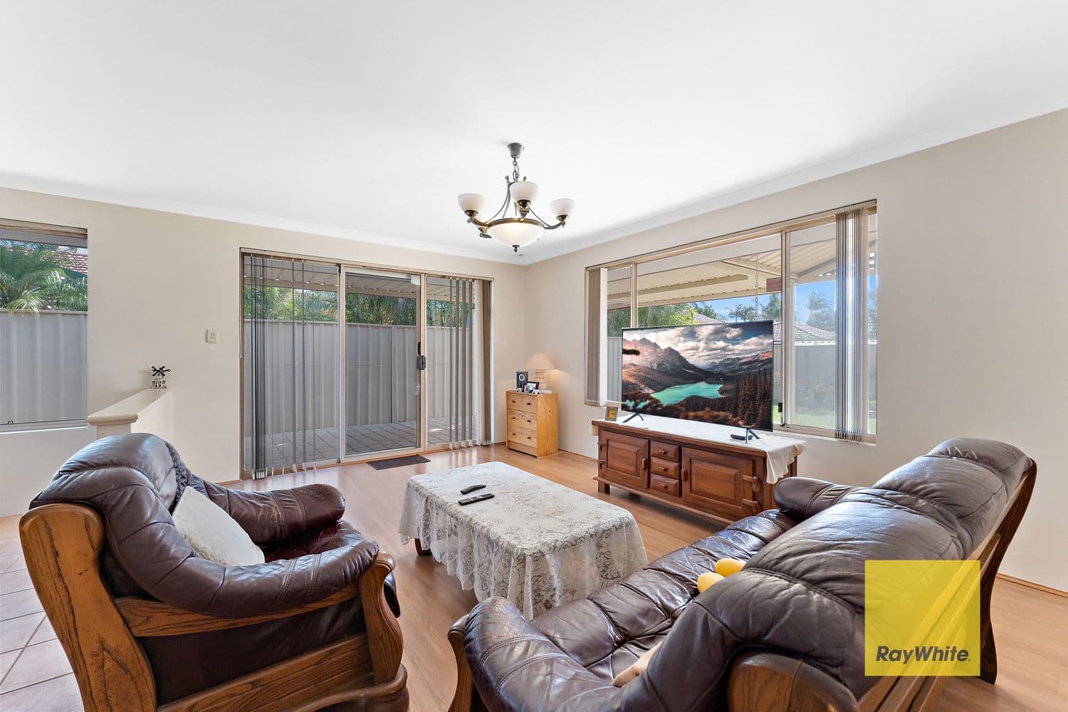 10 Tiffany Close, Huntingdale WA 6110, Huntingdale - Image 1