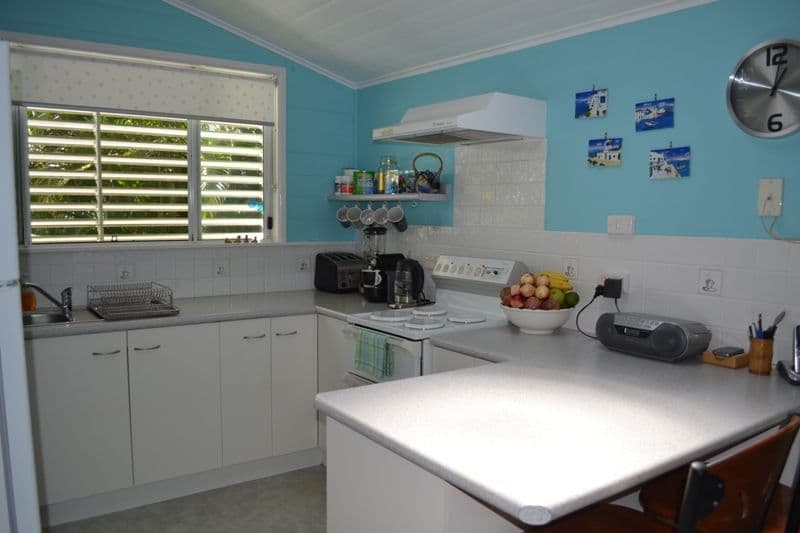 13 Hutton Street, Yeppoon QLD 4703, Yeppoon - Thumbnail 3