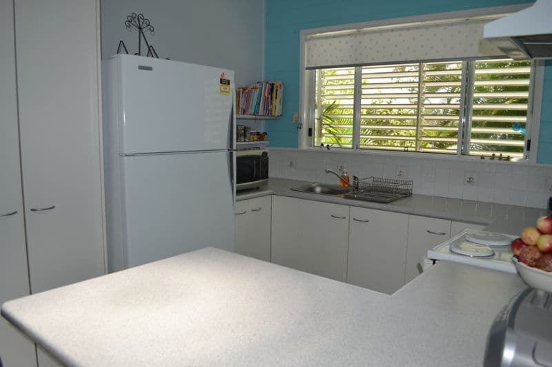 13 Hutton Street, Yeppoon QLD 4703, Yeppoon - Thumbnail 4