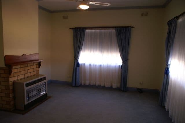57 Gardiner Road, ORANGE NSW 2800, Orange - Thumbnail 2