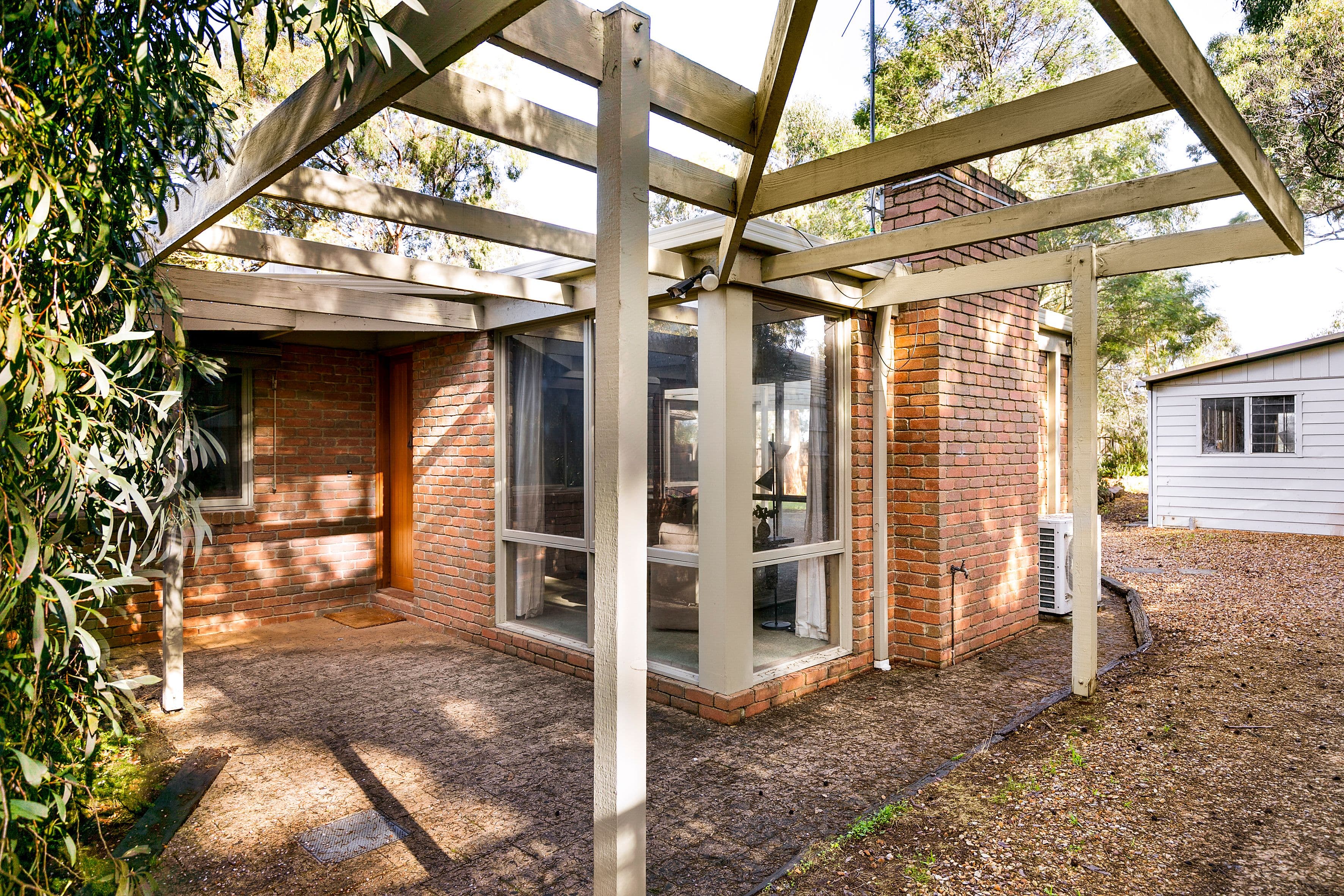 19 Willis Street, Greensborough VIC 3088, Greensborough - Thumbnail 2