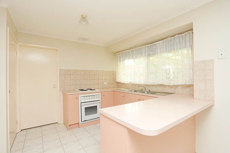 70 Romano Avenue, MILL PARK VIC 3082, Mill Park - Thumbnail 4