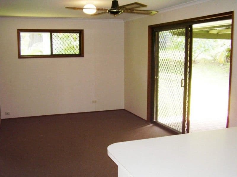 3 Kingaroy Avenue, HELENSVALE QLD 4212, Helensvale - Thumbnail 3
