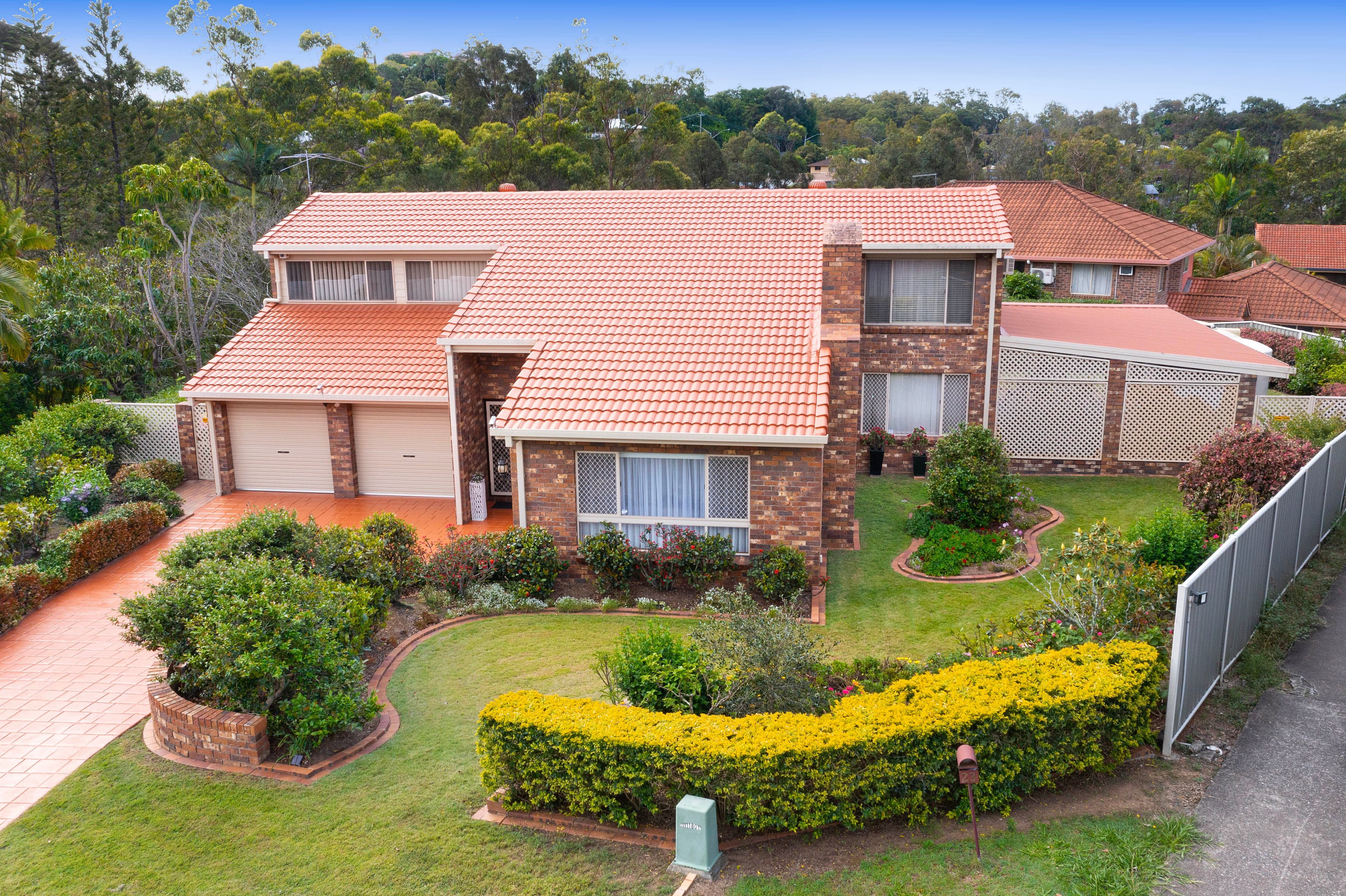 25 Almavale Street, Carindale QLD 4152, Carindale - Image 1