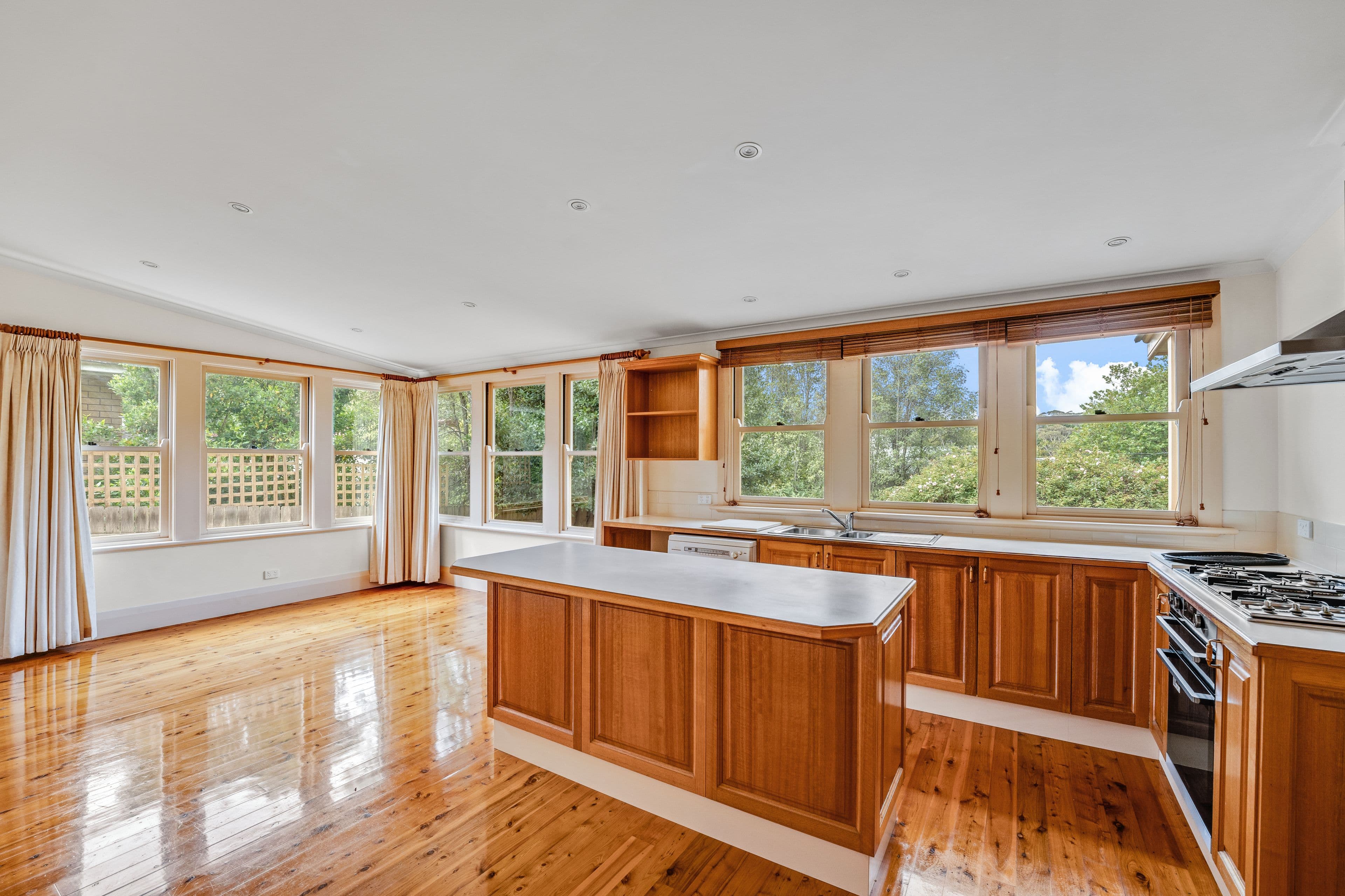 34 Railway Parade, Medlow Bath NSW 2780, Medlow Bath - Thumbnail 6