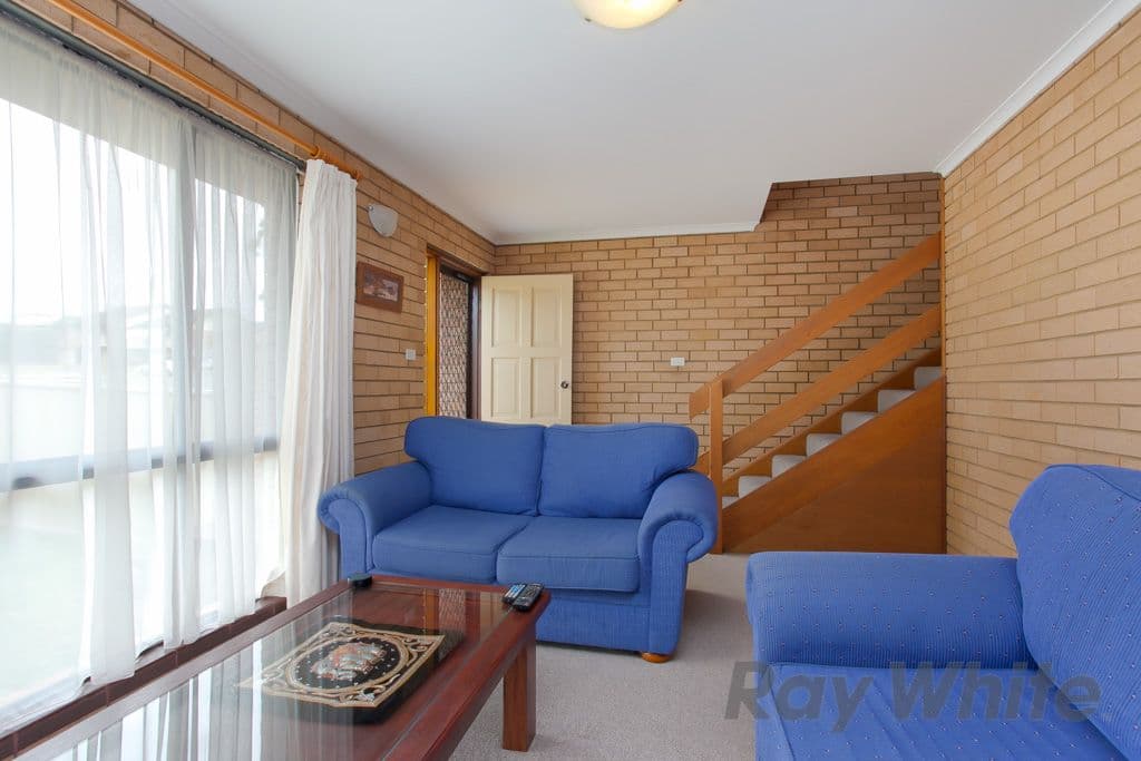 2 Mulbinga Street, CHARLESTOWN NSW 2290, Charlestown - Thumbnail 5