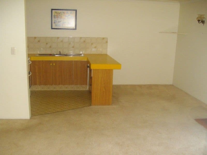 9 Brighton Street, BIGGERA WATERS QLD 4216, Biggera Waters - Thumbnail 5