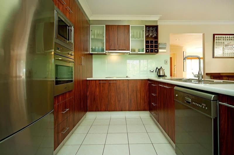 14 Lakewood Court, HELENSVALE QLD 4212, Helensvale - Thumbnail 5
