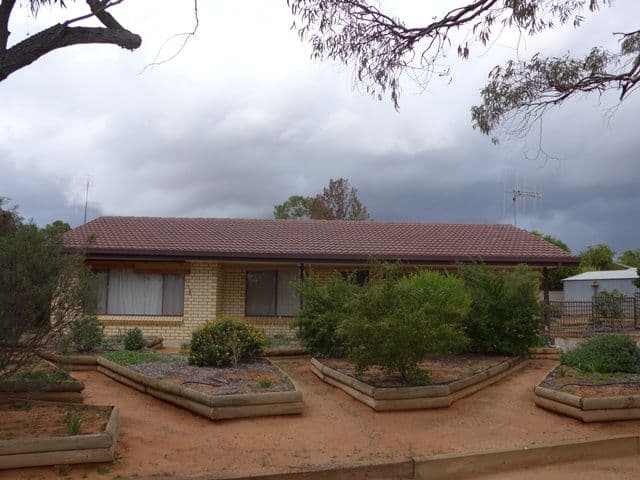 16 Bruce Road, Barmera SA 5345, Barmera - Thumbnail 2