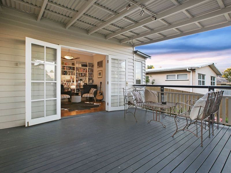 45 Lancelot Street, Tennyson QLD 4105, Tennyson - Thumbnail 3