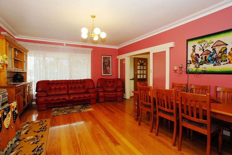 253  Warrigal Road, CHELTENHAM VIC 3192, Cheltenham - Thumbnail 2