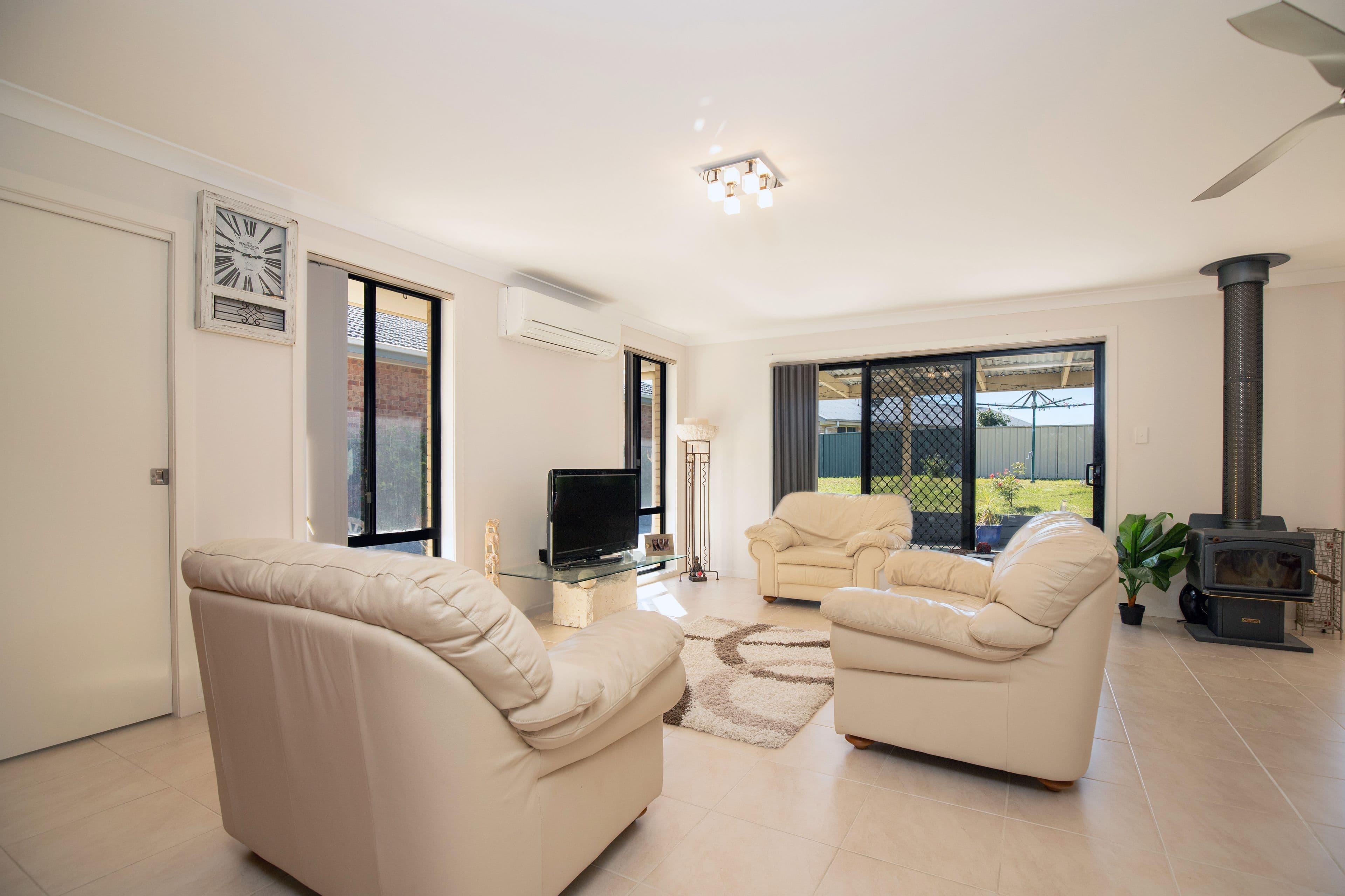 42 Carter Crescent, Gloucester - Thumbnail 3