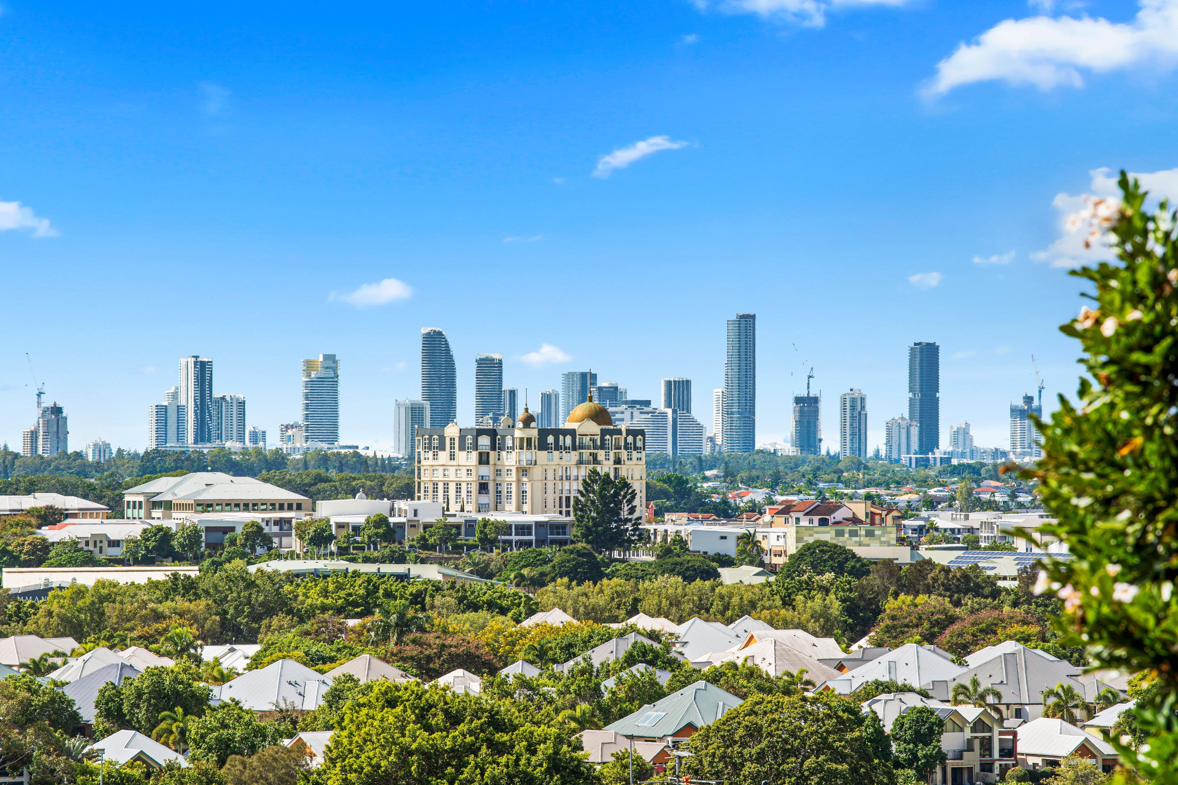 5 Summit Crescent, Carrara QLD 4211, Carrara - Thumbnail 2