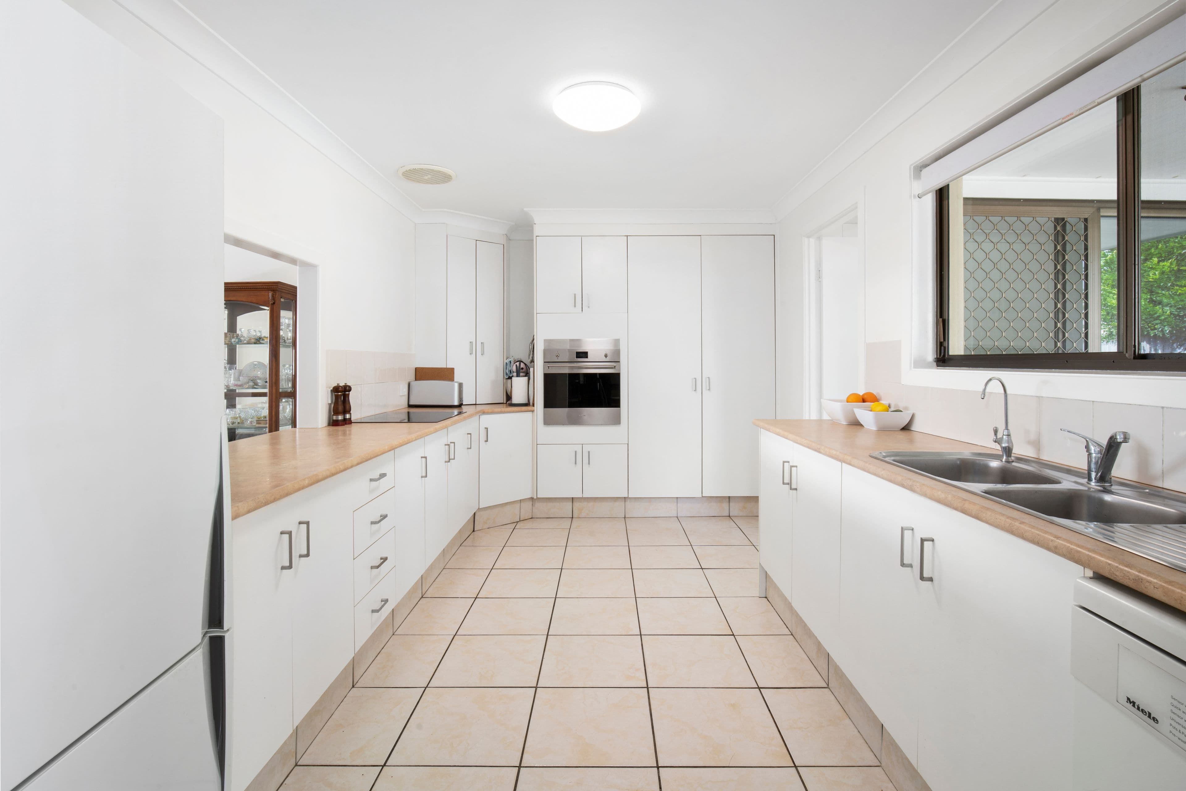 5 Summit Crescent, Carrara QLD 4211, Carrara - Thumbnail 7