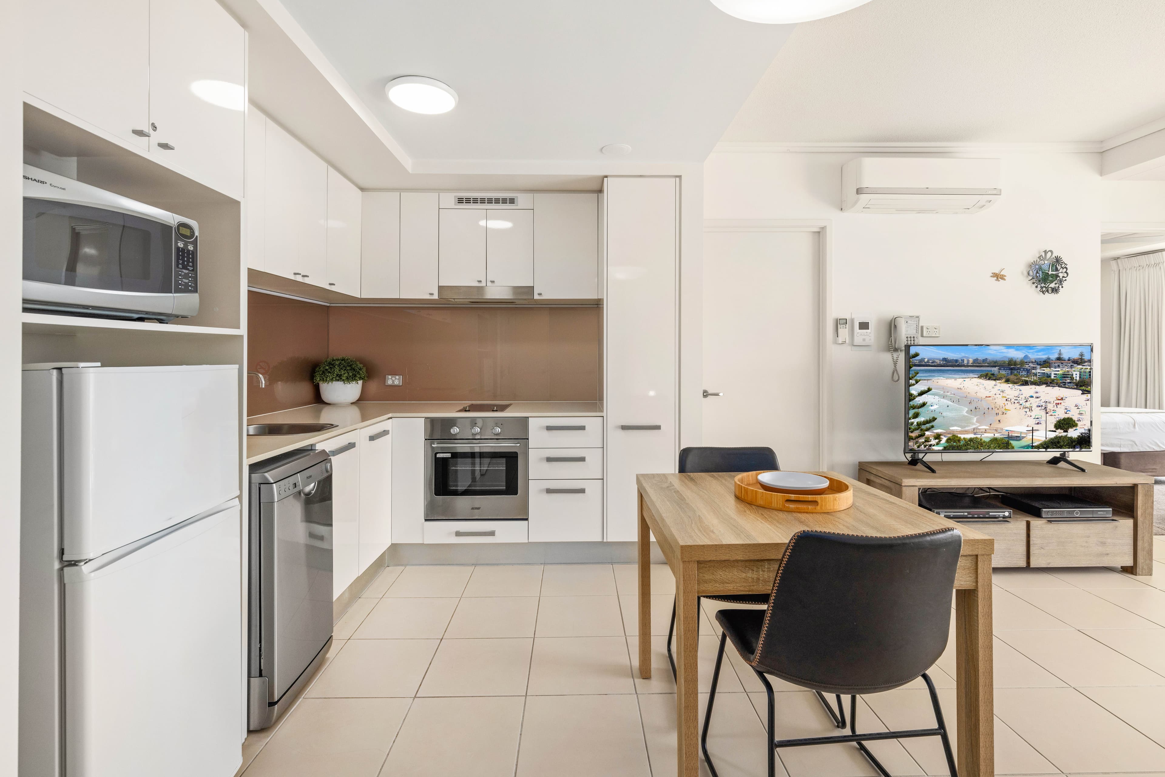 80 Lower Gay Terrace, Caloundra QLD 4551, Caloundra - Thumbnail 7