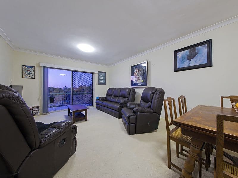 20 Mount Street, GREENSLOPES QLD 4120, Greenslopes - Thumbnail 3