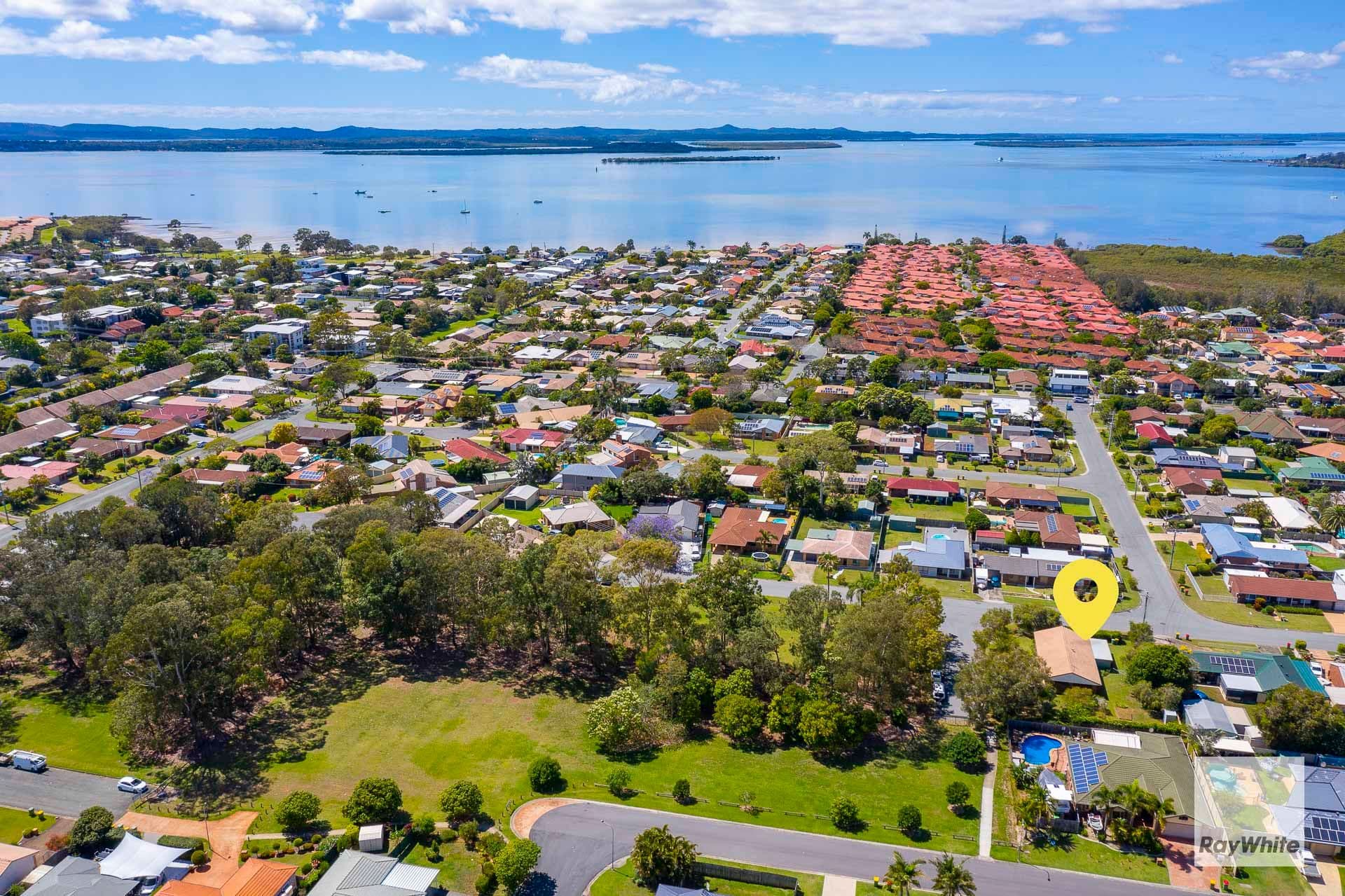 2 Regal Court, Victoria Point QLD 4165, Victoria Point - Thumbnail 2