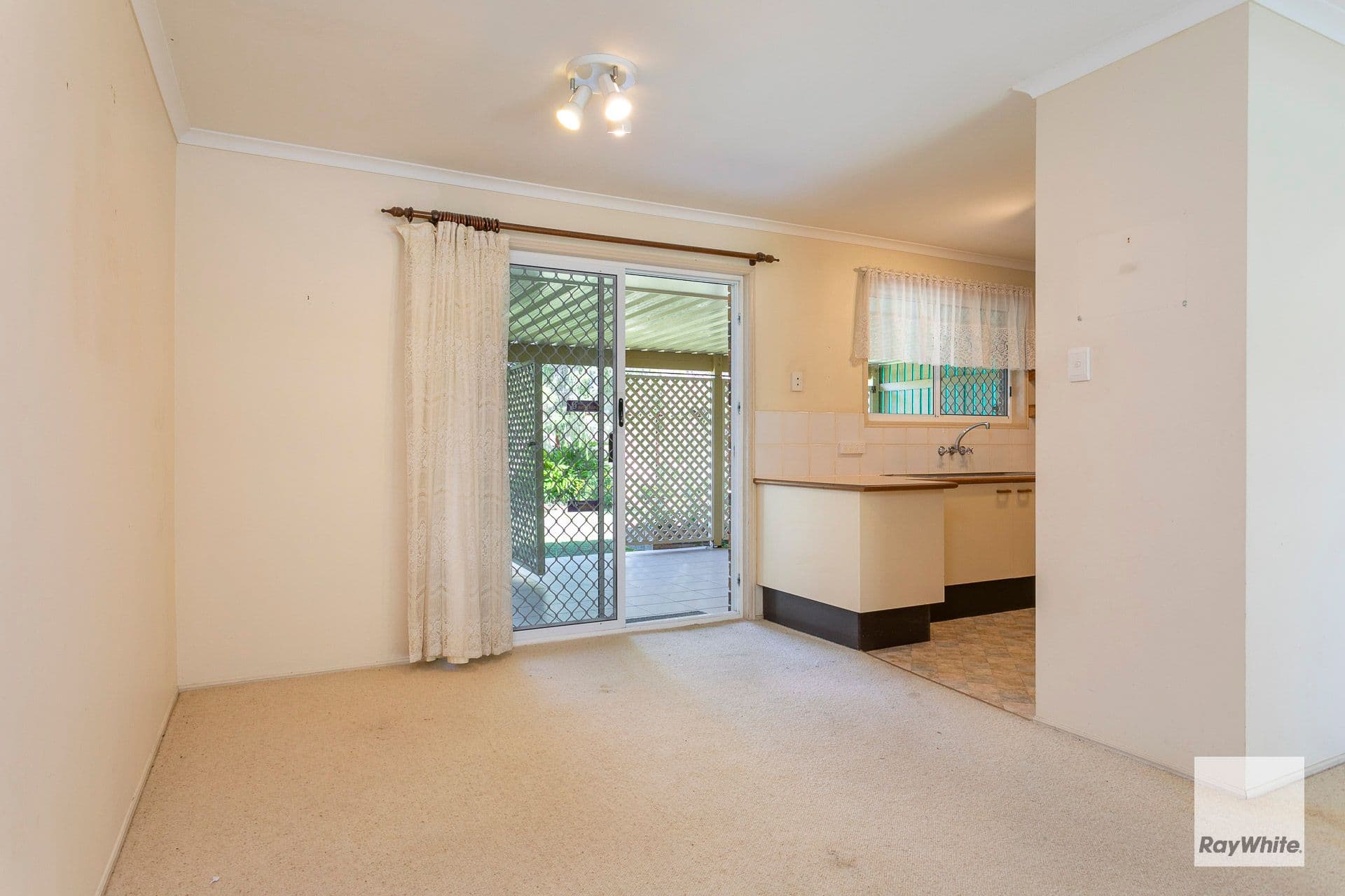 2 Regal Court, Victoria Point QLD 4165, Victoria Point - Thumbnail 5