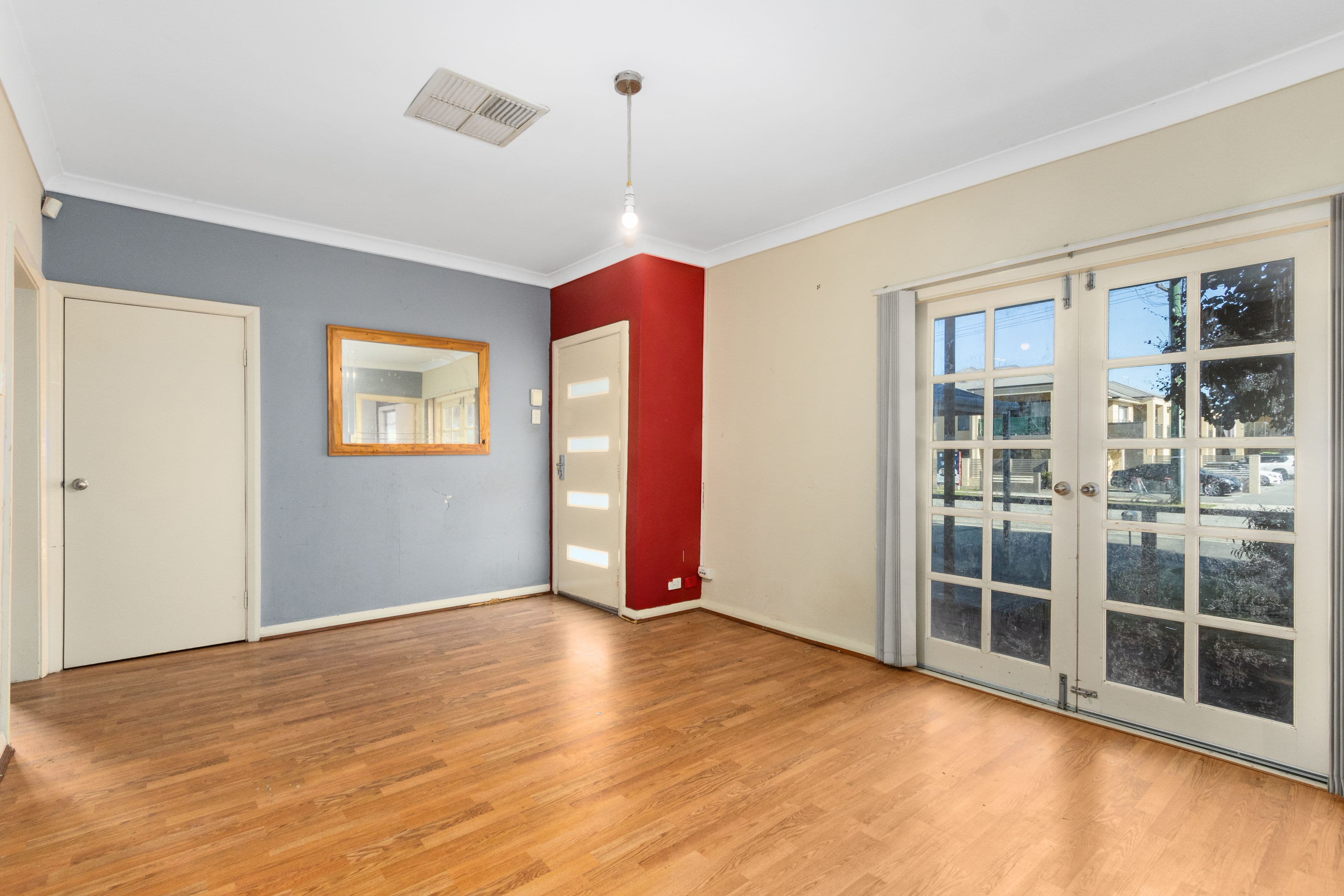 12 Redcliffe Street, East Cannington WA 6107, East Cannington - Thumbnail 3