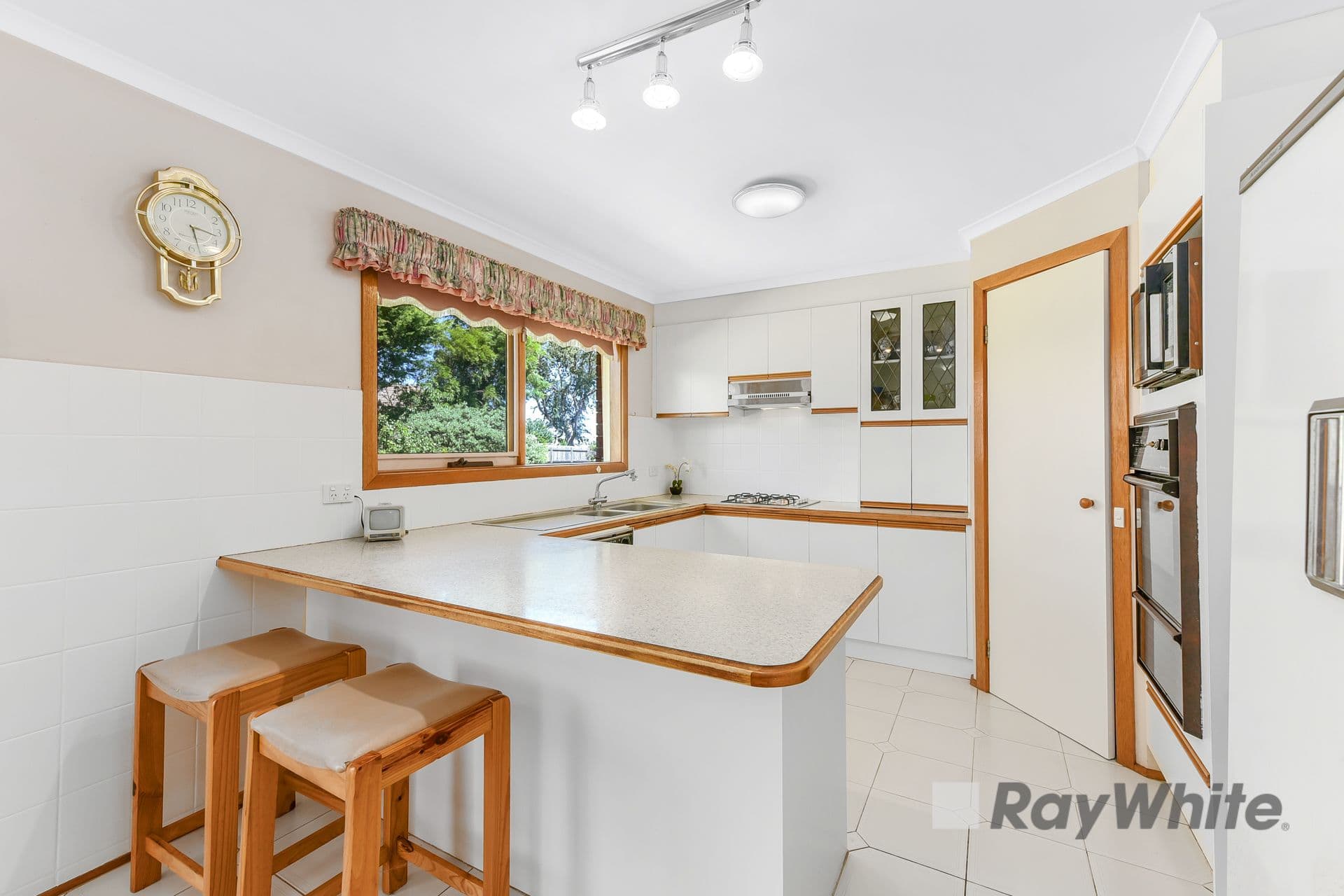 9 Bridle Court, Endeavour Hills VIC 3802, Endeavour Hills - Thumbnail 6
