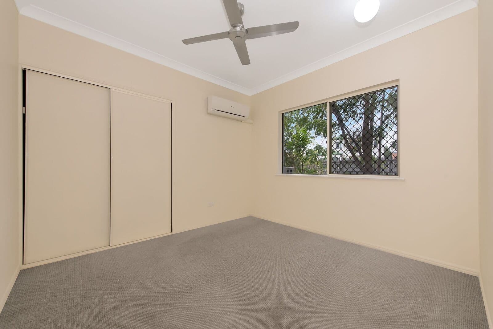 16 Gilmour Crescent, Kirwan QLD 4817, Kirwan - Thumbnail 5