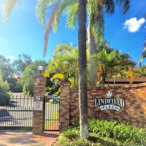 8 Doyalson Place, Helensvale QLD 4212, Helensvale - Image 1