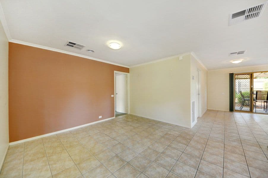 121 Streeton Drive, STIRLING ACT 2611, Stirling - Thumbnail 6