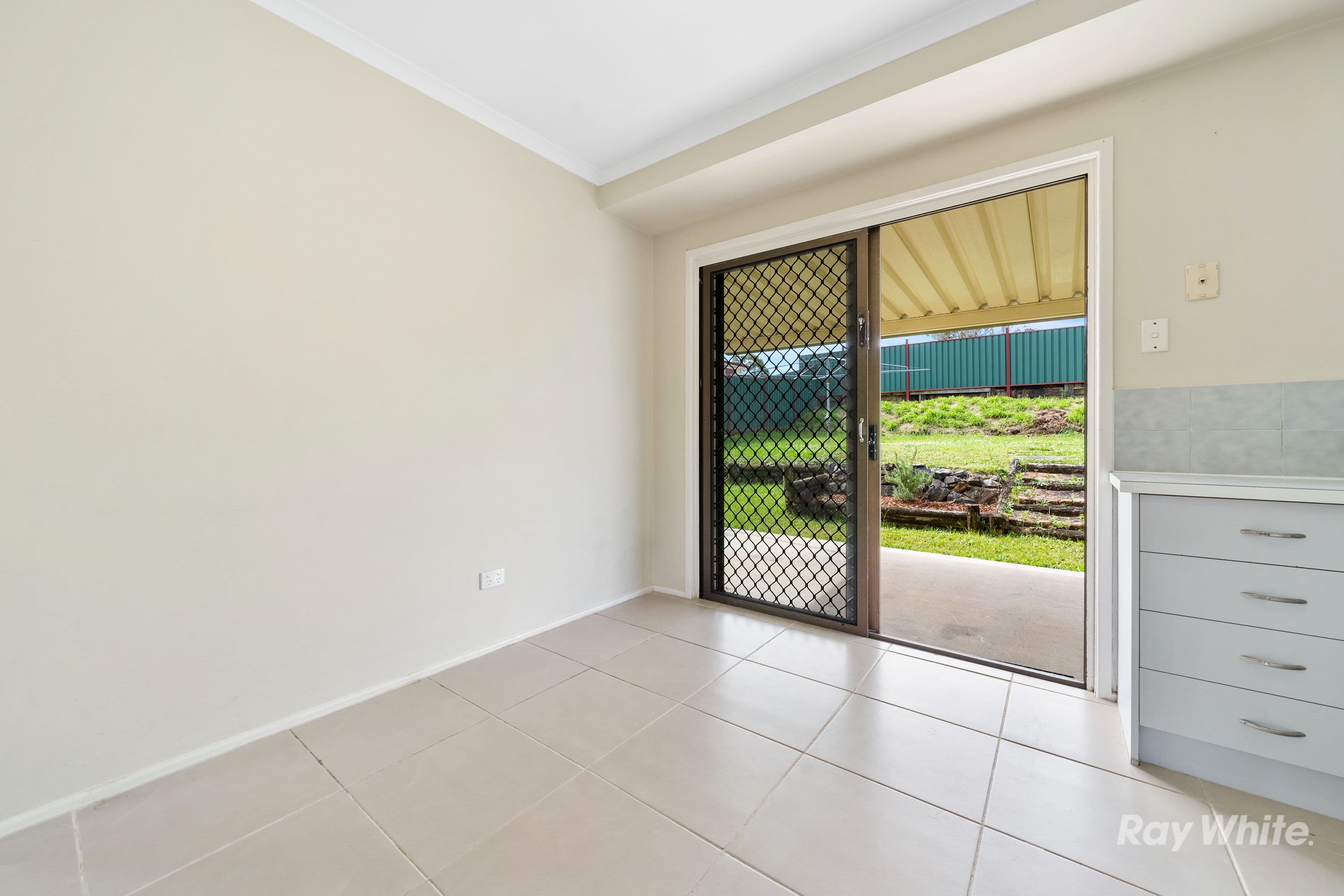 33 Strathallen Drive, Boronia Heights QLD 4124, Boronia Heights - Thumbnail 6