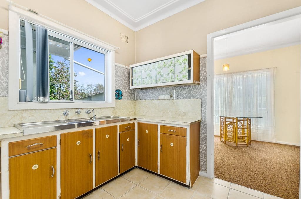 10 Amaral Avenue, Dapto - Thumbnail 2