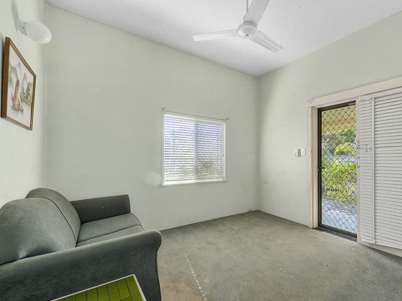 39 Longfellow Street, Norman Park QLD 4170, Norman Park - Thumbnail 2