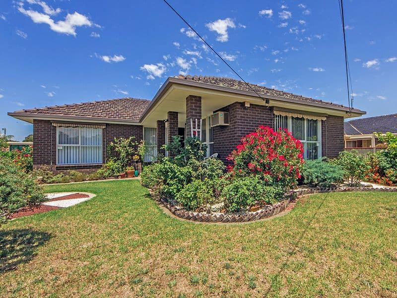 16 Baggott Drive, Hoppers Crossing VIC 3029, Hoppers Crossing - Thumbnail 2