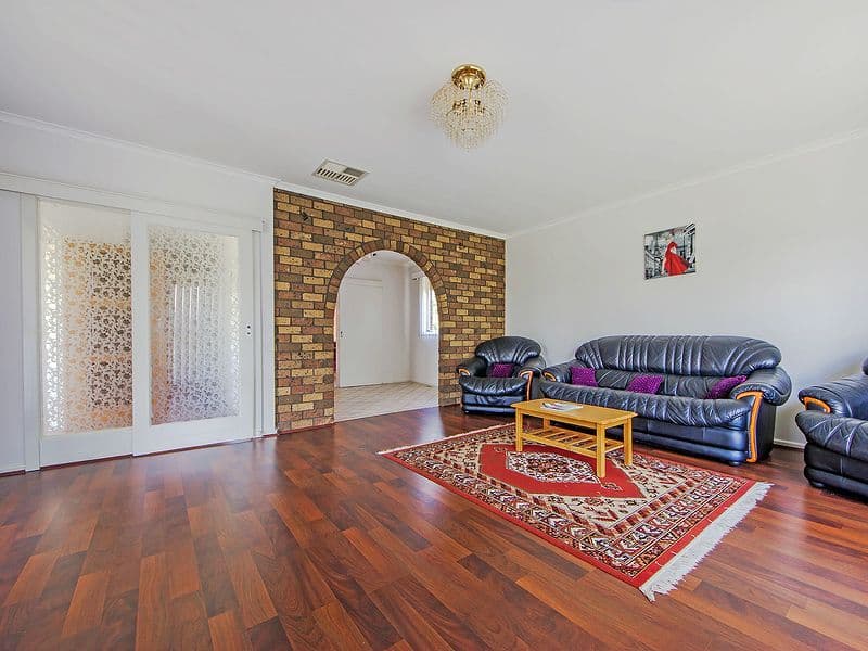 16 Baggott Drive, Hoppers Crossing VIC 3029, Hoppers Crossing - Thumbnail 3