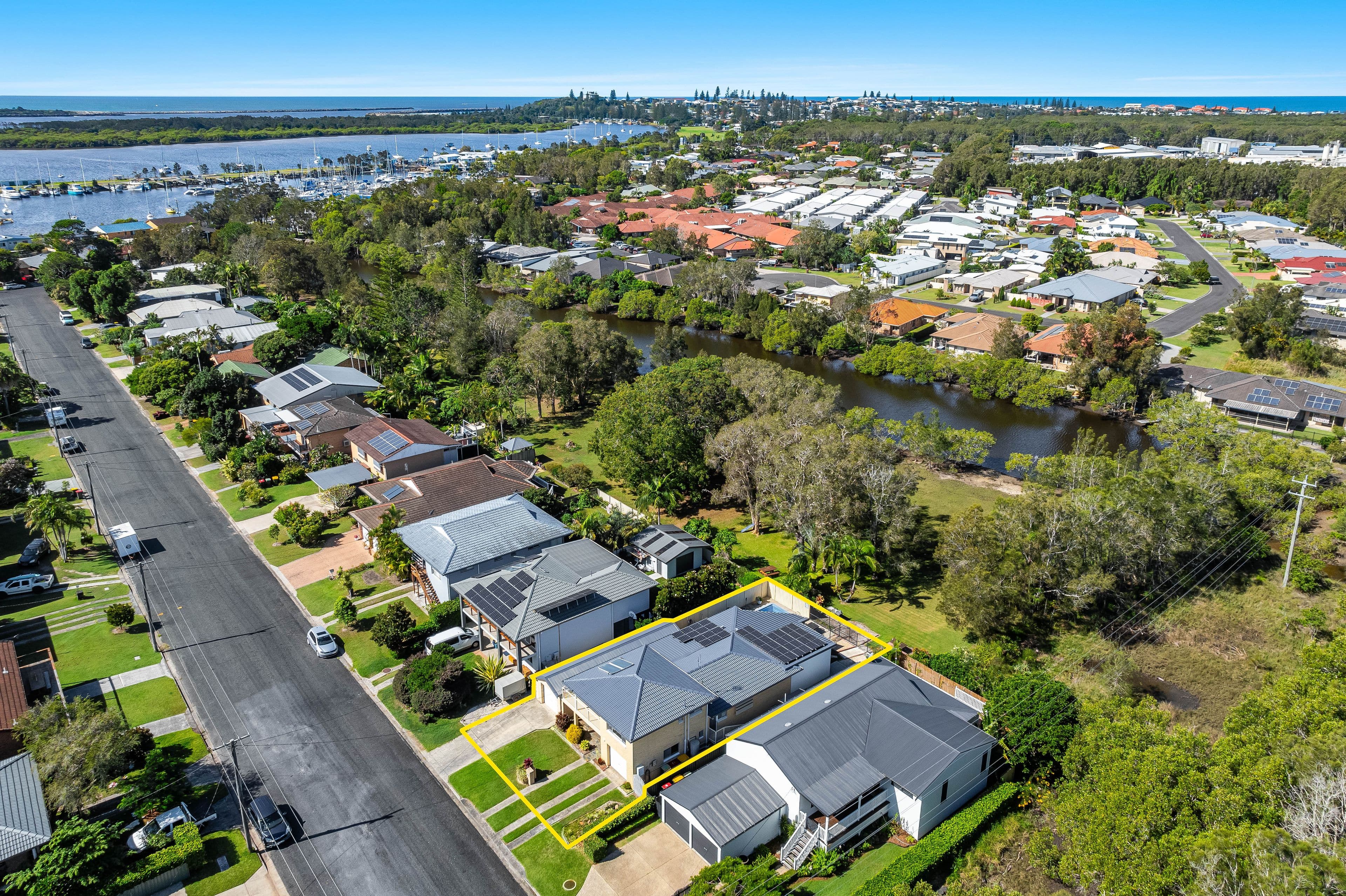 28 Endeavour Street, Yamba NSW 2464, Yamba - Image 1